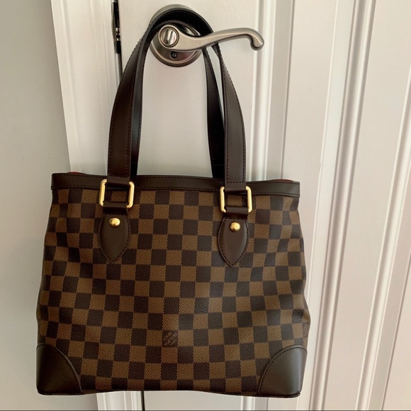 Louis Vuitton bag discontinued. - Picture 3 of 7